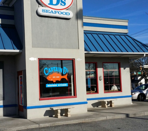 Captain D's Seafood Kitchen - Lynchburg, VA. Front store