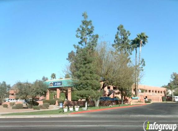 InnSuites Hotels Inc - Phoenix, AZ