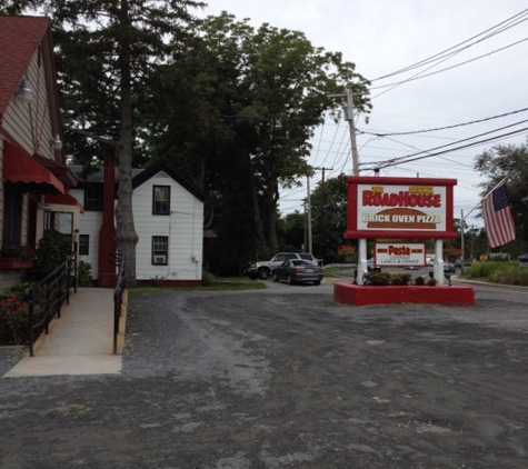 Roadhouse Brickoven Pizza - Riverhead, NY