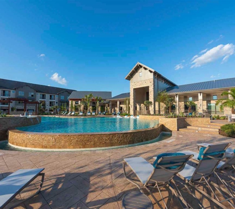 Valley Ranch Resort Rentals - New Caney, TX