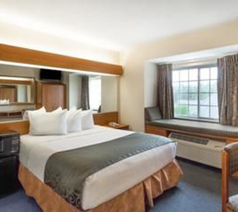 Microtel Inn & Suites by Wyndham Houma - Houma, LA