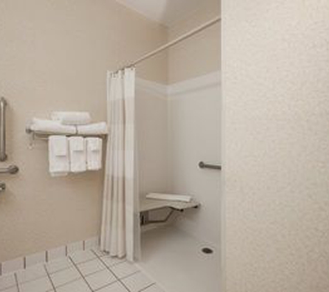 Fairfield Inn & Suites - Minneapolis, MN