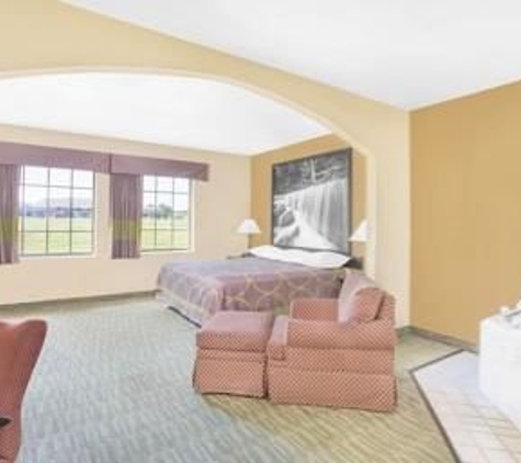 Super 8 by Wyndham Nixa/Springfield Area - Nixa, MO