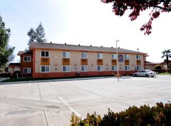 Best Western Antelope Inn & Suites - Red Bluff, CA