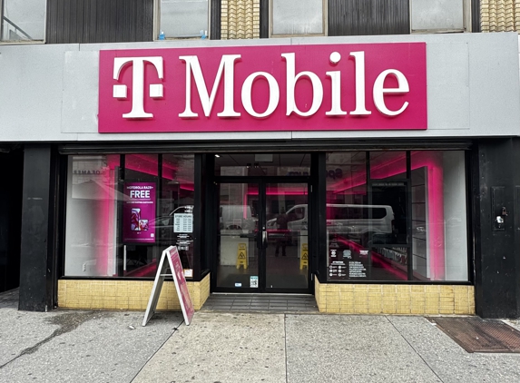 T-Mobile - Jackson Heights, NY