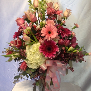 Poseys 'N' Partys Florist & Wedding Flowers - Duncanville, TX