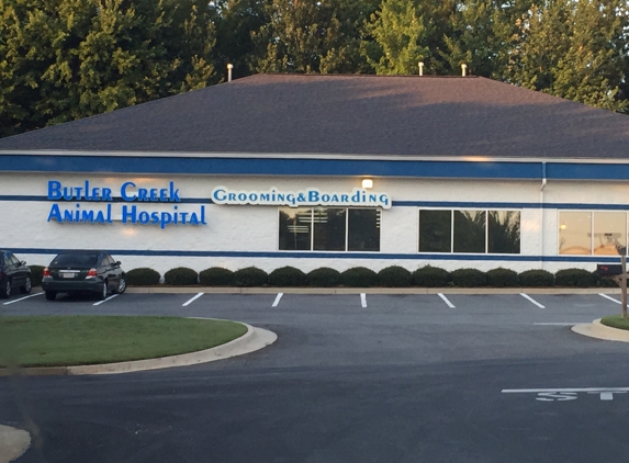 Butler Creek Animal Hospital - Kennesaw, GA. Office