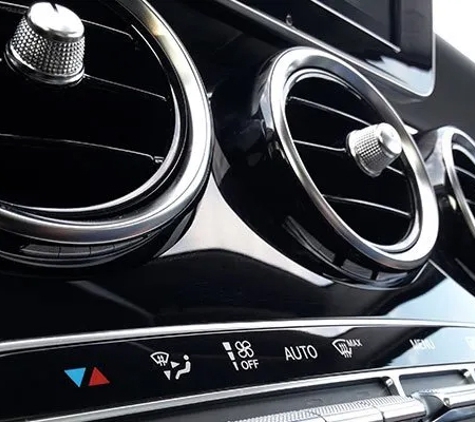 Semits Smash Repairs - Hamilton, NSW