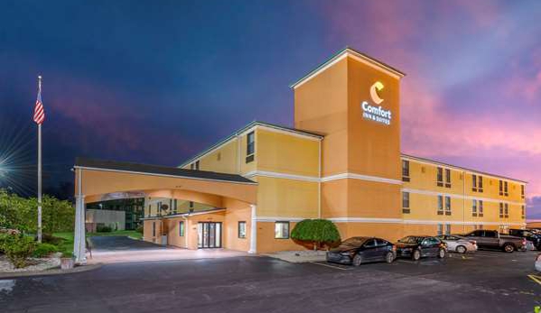 Comfort Inn & Suites Cincinnati Eastgate - Cincinnati, OH