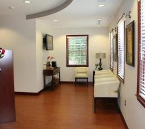 Campus Walk Dental Care - Durham, NC