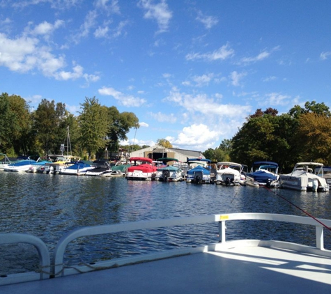 Cass Lake Dry Dock Marina Inc - Waterford, MI