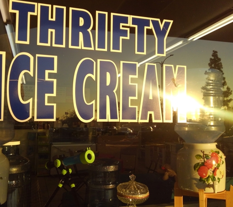 Coby's Water & Ice Cream - Calimesa, CA. Award-winning Thrifty ice cream sold by the scoop