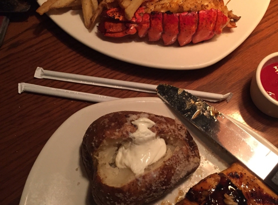 Outback Steakhouse - Lindenhurst, NY