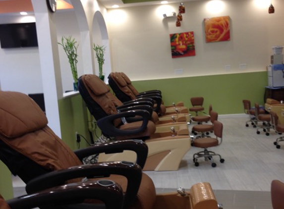 Elegant Nail Spa - Whitinsville, MA