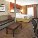 Muncie Place Hotel & Suites - Hotels