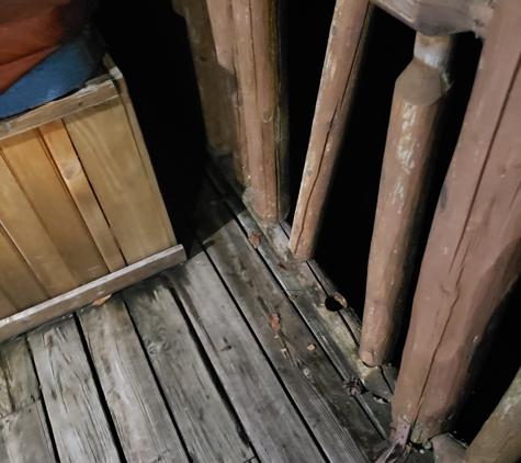 Cabins of Pigeon Forge - Pigeon Forge, TN. Deck falling apart and deemed unsafe by maintenance