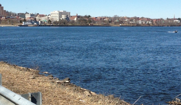 Harbor Park Restaurant - Middletown, CT