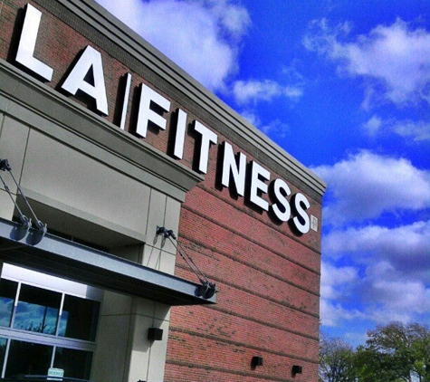 LA Fitness - Arlington, TX