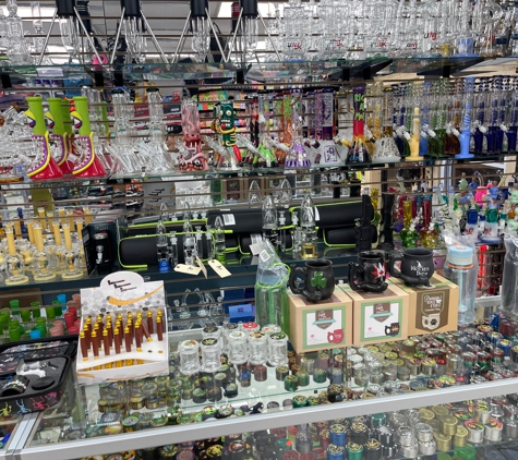 1/2M Tobacco & Vape Shisha - Virginia Beach, VA