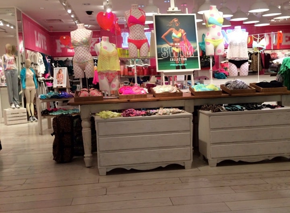 Victoria's Secret & PINK by Victoria's Secret - Novi, MI