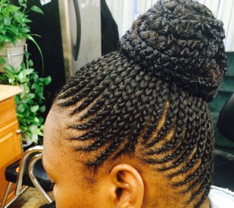 Adama's African Hair Braiding - New Rochelle, NY