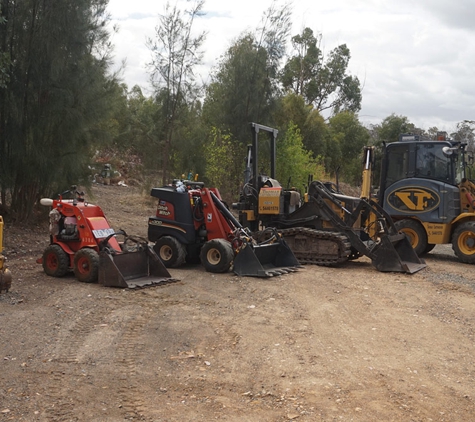 Thomas Earthmovers - Maiden Gully, VIC