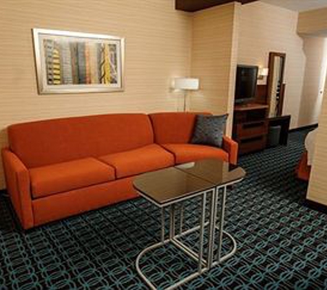 Fairfield Inn & Suites - Athens, AL