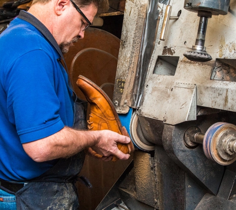 Chagrin  Shoe Leather Luggage & Orthopedic Repair - Beachwood, OH