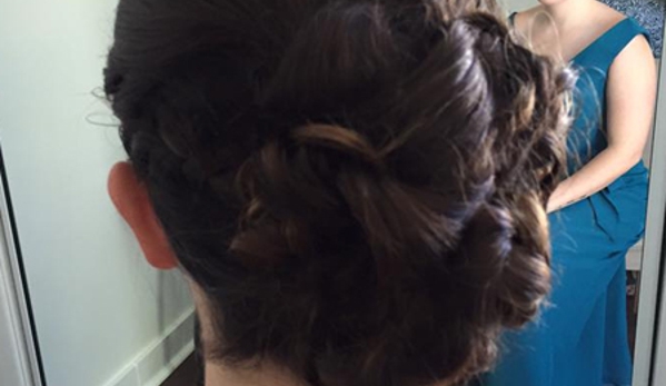 Marnie's Hair - Woree, QLD