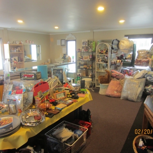 Patsy's Place Upscale Resale - Flat Rock, MI