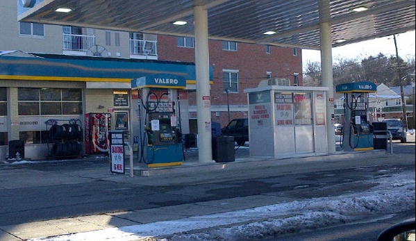 Valero - Emerson, NJ