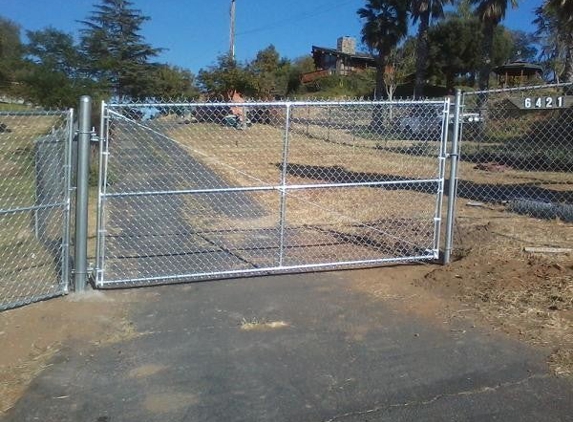 Fence Pros Plus - Fallbrook, CA