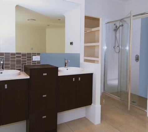 Bradnam's Windows & Doors - Charlton, QLD. Framed Shower Screen