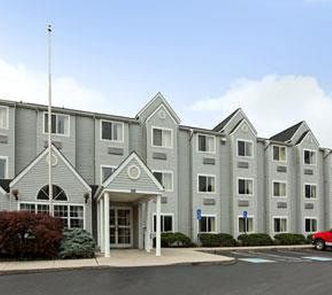 Microtel Inn & Suites by Wyndham Knoxville - Knoxville, TN