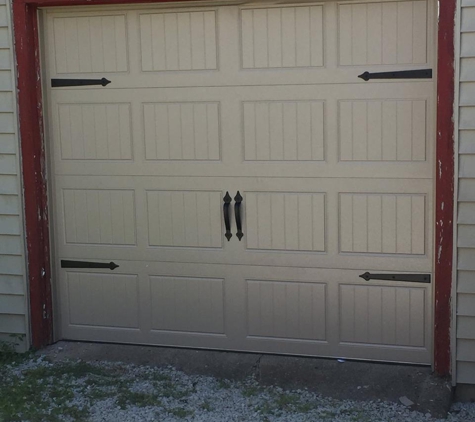 Premier Garage Doors LLC - Greentown, IN