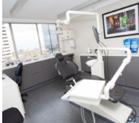 Collins Street Periodontics - Melbourne, VIC