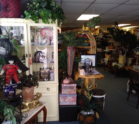 Thrift Shop of Largo - Largo, FL. Visit our shop to view the thousands of high-quality, used home decor...at thrift shop prices!