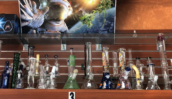 Stone Smoke Shop - Canoga Park, CA