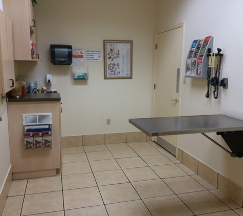 University Animal Clinic- - University Park, FL