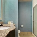 Hampton Inn & Suites Grafton - Hotels