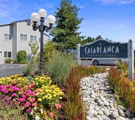 Casa Blanca Apartments - Everett, WA