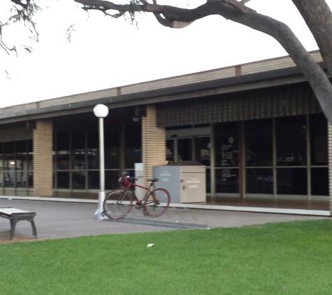 La County Library Temple City Library - Temple City, CA. Outside