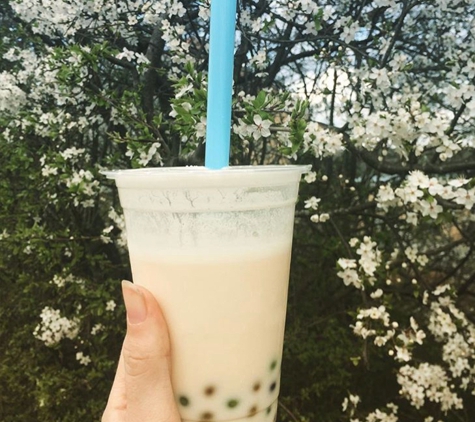 Lily Bubble Tea & Smoothie - Arlington, VA