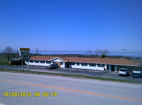 Lakeview Motel & Restaurant - Chilton, WI