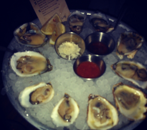 L & E Oyster Bar - Los Angeles, CA