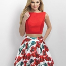 Holly's Dress Boutique - Clothing Stores