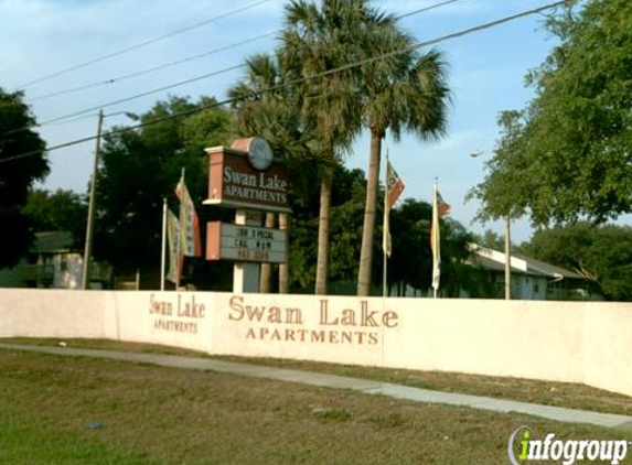 Swan Lake Apartments - Tampa, FL