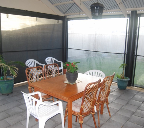 Paxford Canvas Products - Mount Gambier, SA. Clear And Tinted Blinds