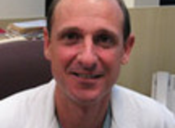 Dr. Ronald P Caputo, MD - Liverpool, NY