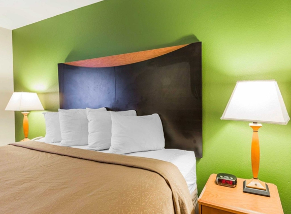 Quality Inn & Suites Birmingham - Highway 280 - Birmingham, AL